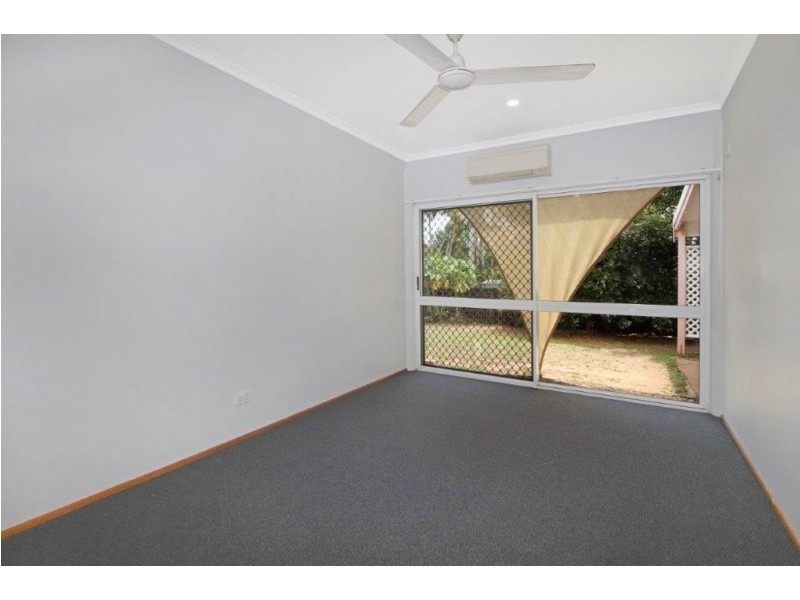 6 Summerhill Drive, Mooroobool QLD 4870