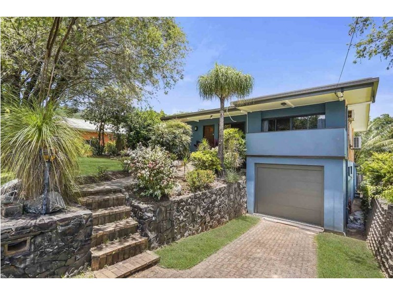 26 Park Street, Bayview Heights QLD 4868