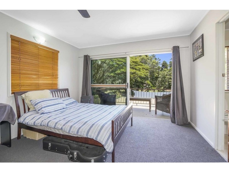 26 Park Street, Bayview Heights QLD 4868