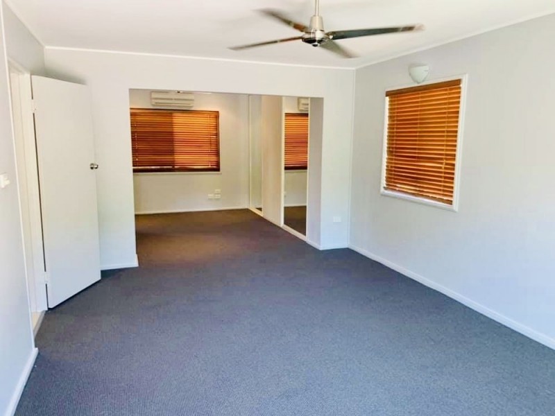 26 Park Street, Bayview Heights QLD 4868