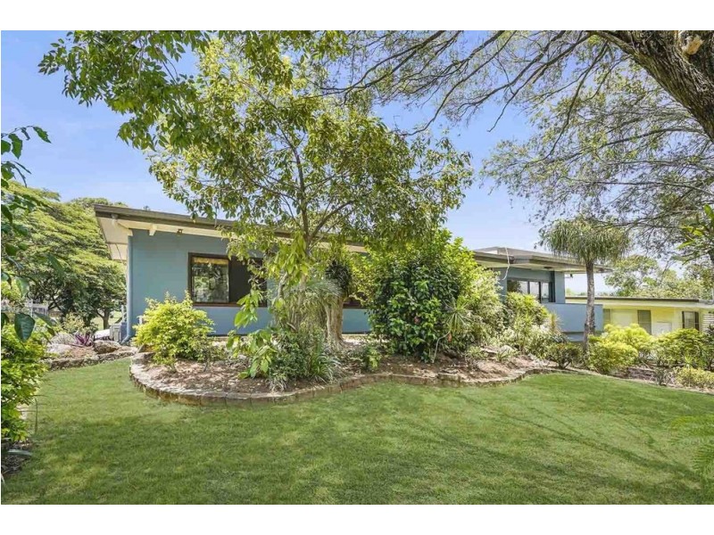 26 Park Street, Bayview Heights QLD 4868