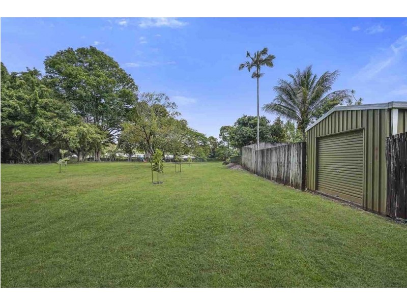 26 Park Street, Bayview Heights QLD 4868