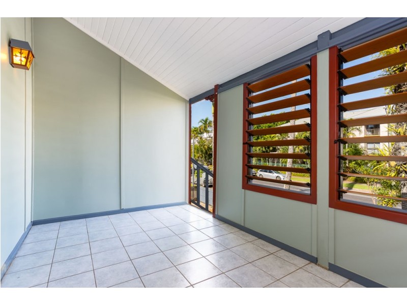 60 Digger Street, Cairns North QLD 4870