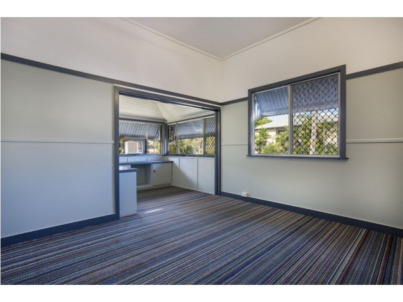 60 Digger Street, Cairns North QLD 4870