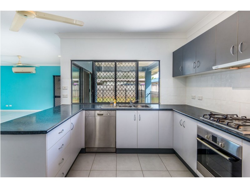 6 Liontown Way, Trinity Park QLD 4879