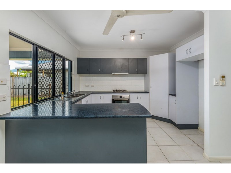 6 Liontown Way, Trinity Park QLD 4879