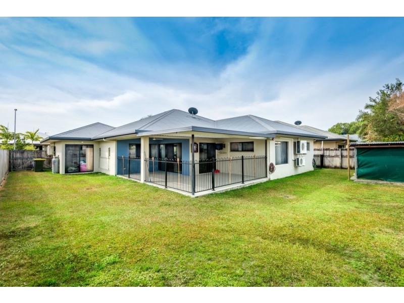 6 Liontown Way, Trinity Park QLD 4879