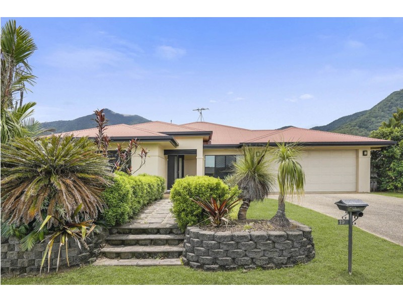 19 Pollock Close, Bentley Park QLD 4869