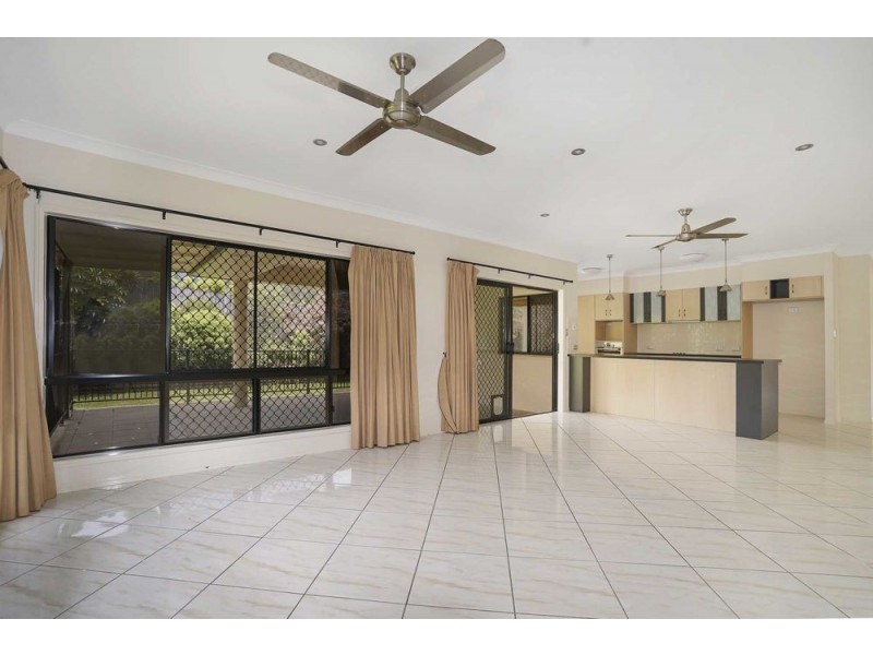 19 Pollock Close, Bentley Park QLD 4869