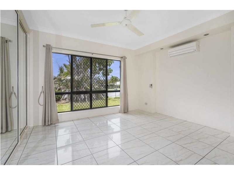 19 Pollock Close, Bentley Park QLD 4869