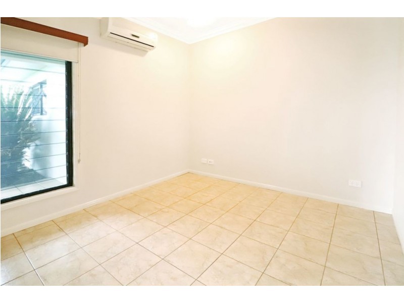 33 Pelling Close, Kanimbla QLD 4870