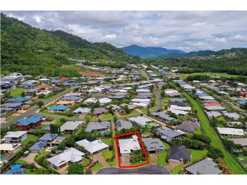 33 Pelling Close, Kanimbla QLD 4870