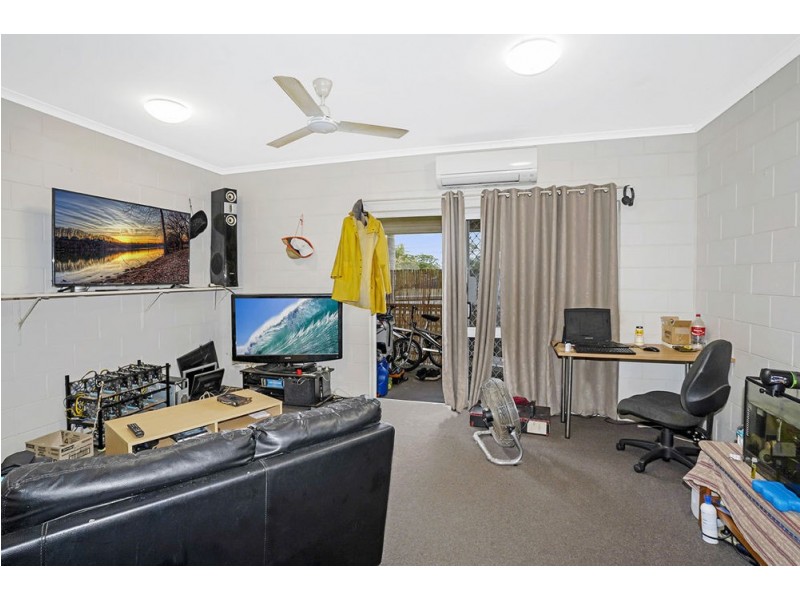 26/7-9 Charlotte Close, Woree QLD 4868
