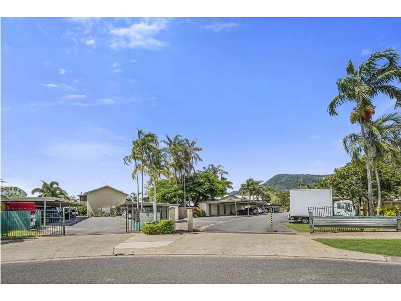 26/7-9 Charlotte Close, Woree QLD 4868
