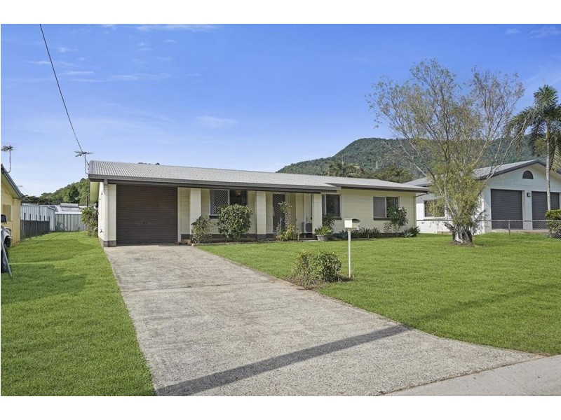 11 Kirsten Close, Woree QLD 4868