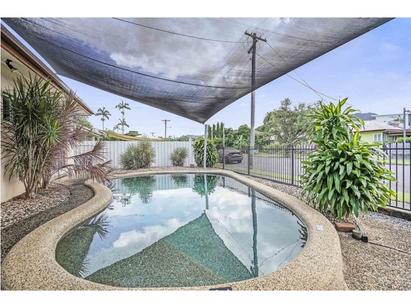 5/24 Hill Street, Manunda QLD 4870