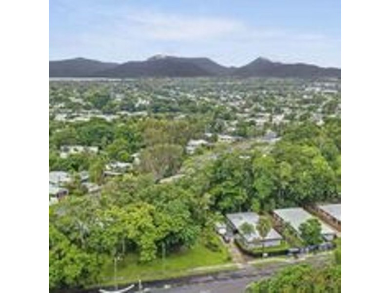 186A McManus Street, Whitfield QLD 4870