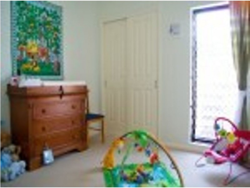 8 Pelling Cl, Kanimbla QLD 4870