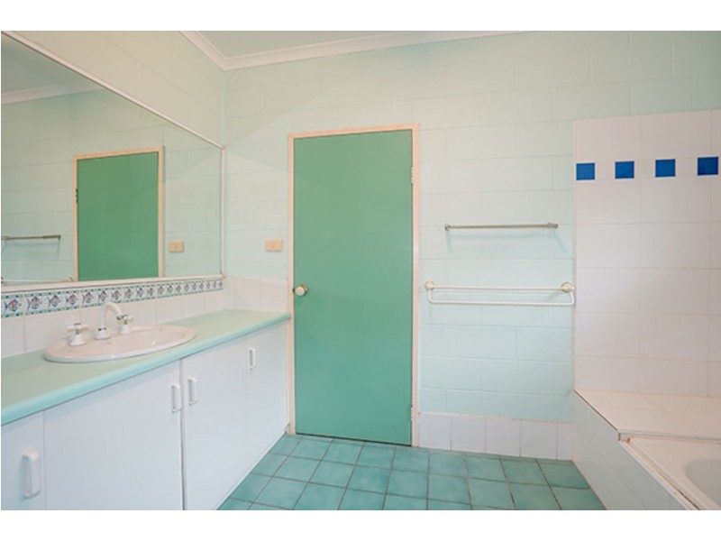 13 Baway Close, Caravonica QLD 4878