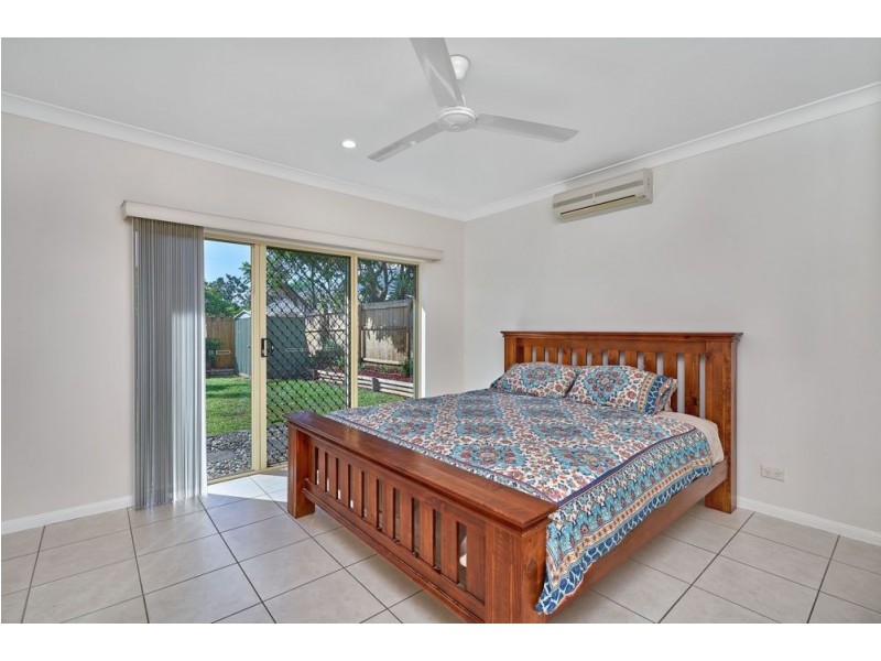 25 Fitzmaurice Drive, Bentley Park QLD 4869