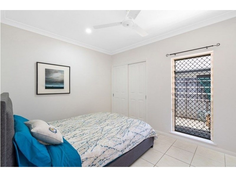 25 Fitzmaurice Drive, Bentley Park QLD 4869