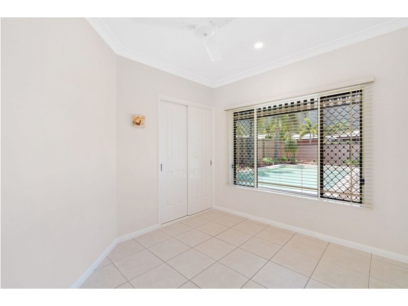 25 Fitzmaurice Drive, Bentley Park QLD 4869