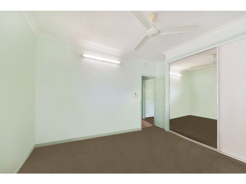 11 Friend Street, Edge Hill QLD 4870