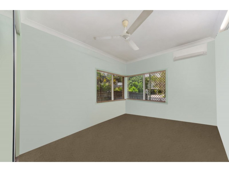 11 Friend Street, Edge Hill QLD 4870
