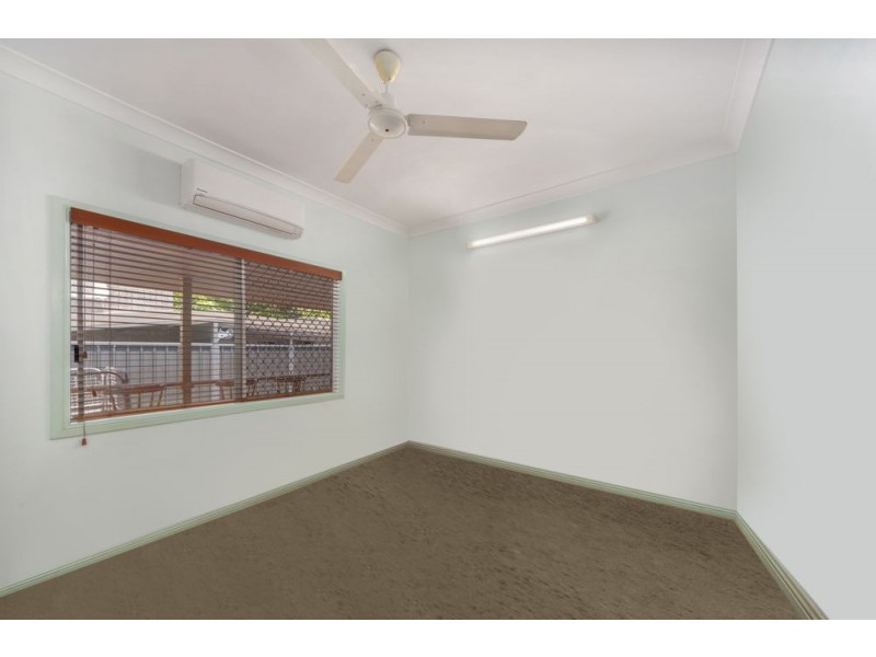 11 Friend Street, Edge Hill QLD 4870