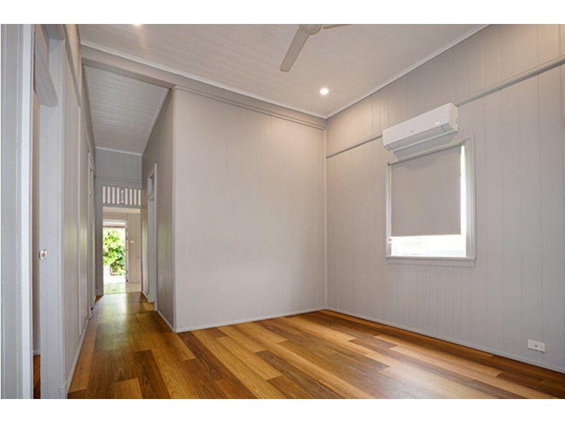 9 Maranoa Street, Parramatta Park QLD 4870