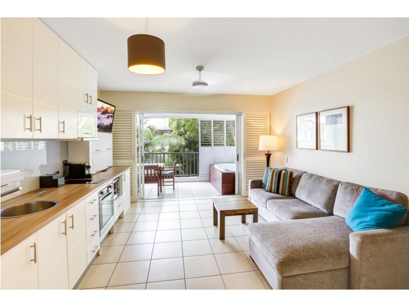97/123-127 Williams Esplanade, Palm Cove QLD 4879