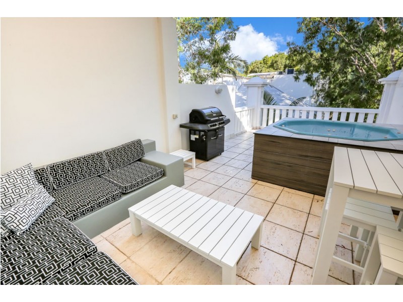 97/123-127 Williams Esplanade, Palm Cove QLD 4879