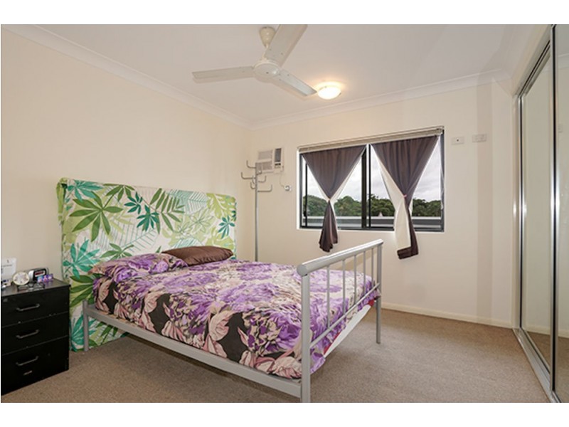 20/44-50 Pease Street, Manoora QLD 4870