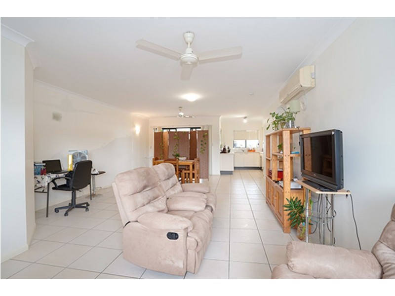 20/44-50 Pease Street, Manoora QLD 4870