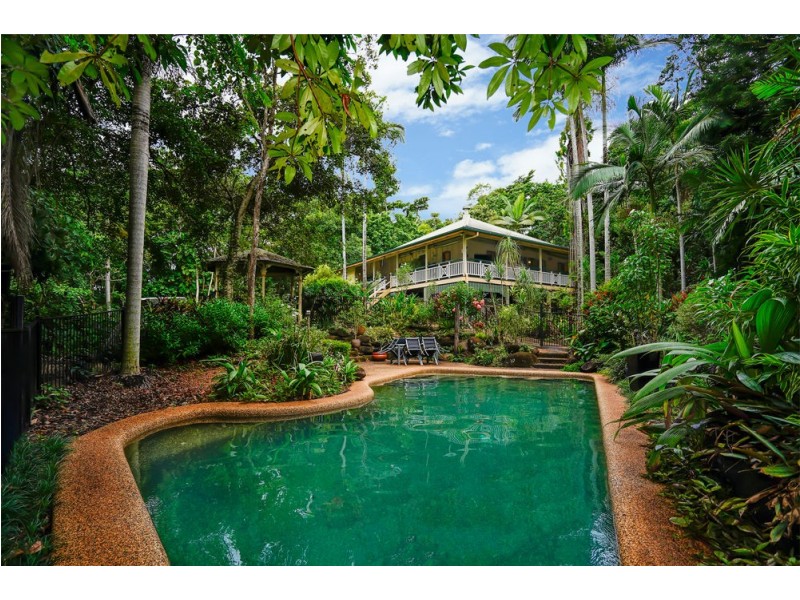 5 Benn Street, Brinsmead QLD 4870