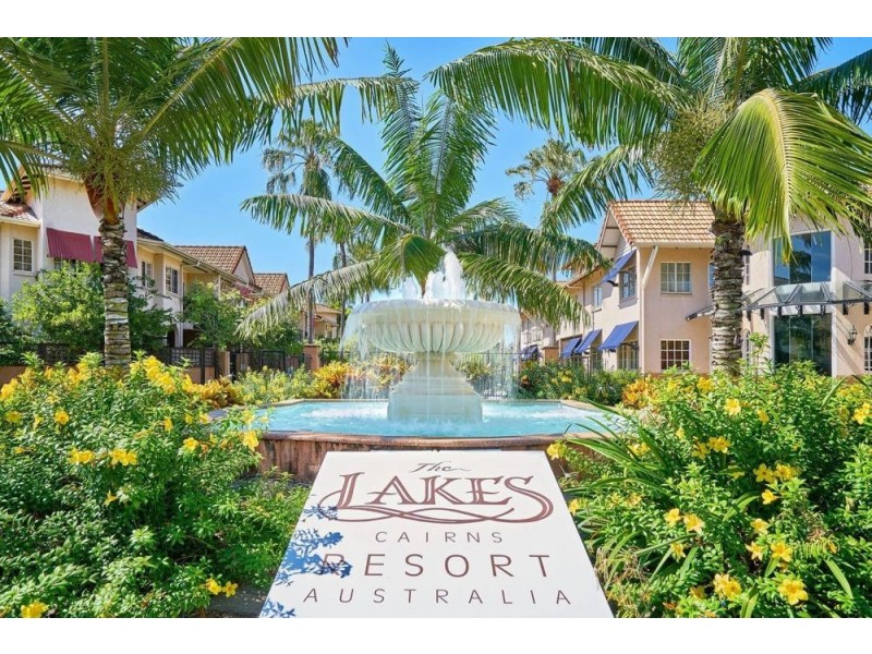 1738/2-10 Greenslopes St, Cairns North QLD 4870