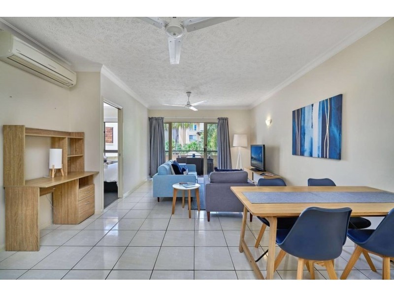 1738/2-10 Greenslopes St, Cairns North QLD 4870