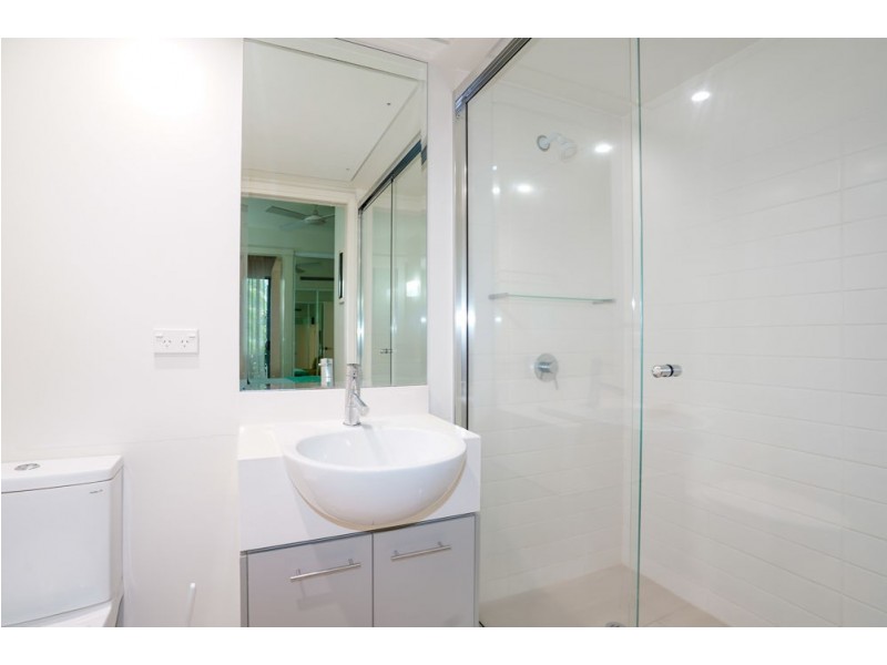 3102/2-22 Veivers Road, Palm Cove QLD 4879
