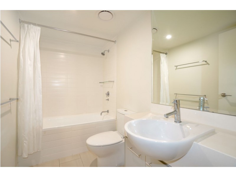 3102/2-22 Veivers Road, Palm Cove QLD 4879