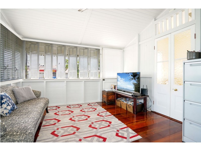 263 McLeod Street, Cairns North QLD 4870