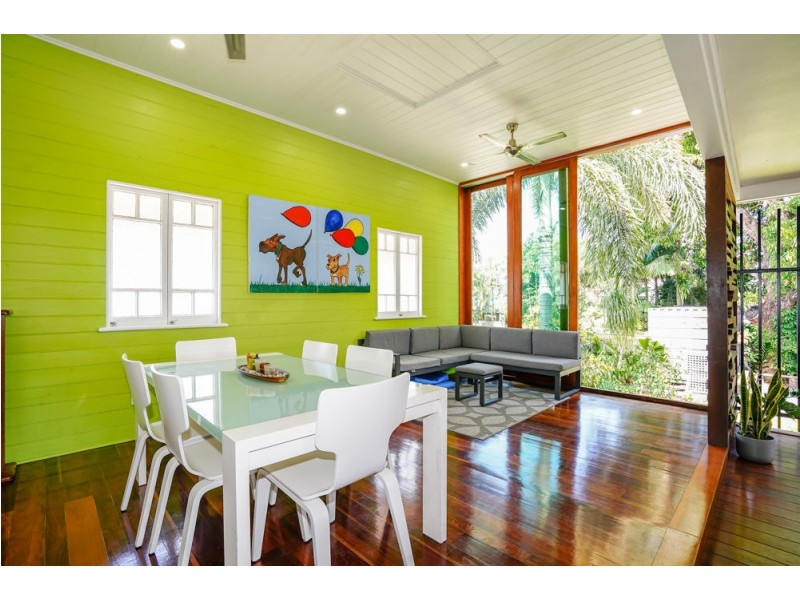263 McLeod Street, Cairns North QLD 4870