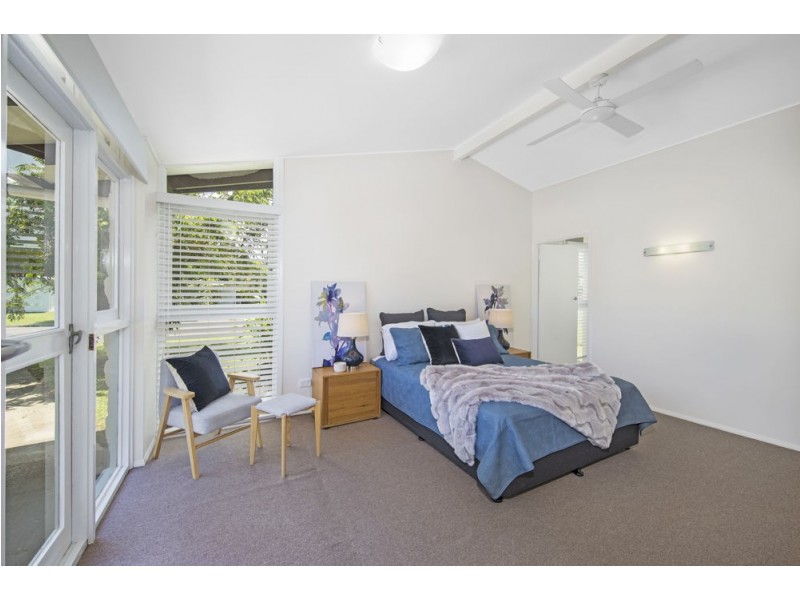 18 Torrance Avenue, Edge Hill QLD 4870