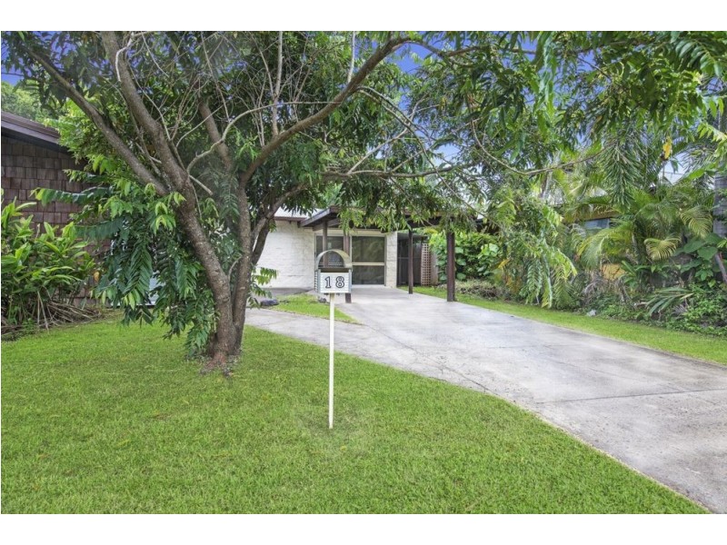 18 Torrance Avenue, Edge Hill QLD 4870