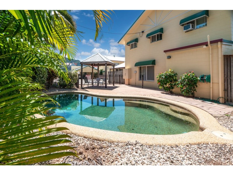 2/3-5 Tenni Street, Redlynch QLD 4870