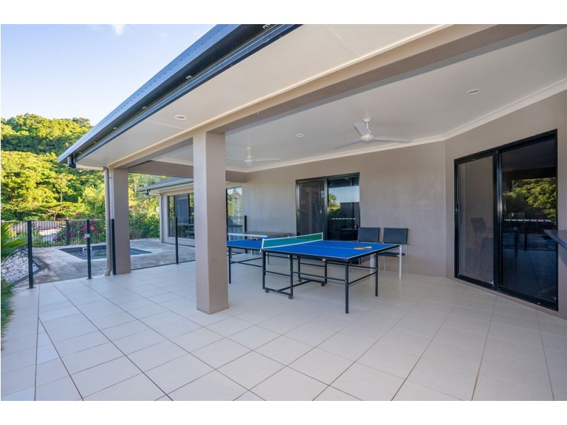 11 Buckinghamia Close, Redlynch QLD 4870