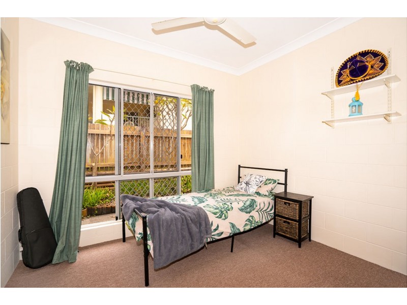 5 Caesar Street, Bentley Park QLD 4869