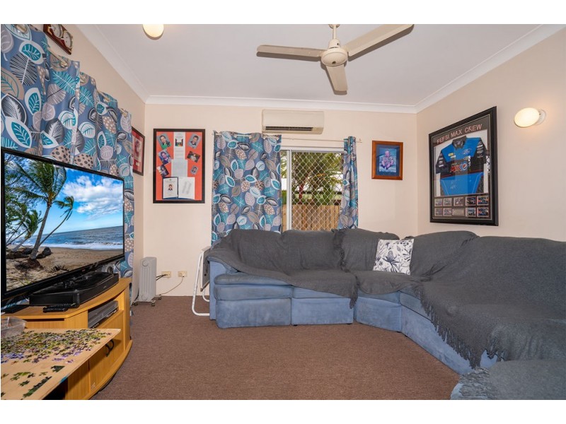 5 Caesar Street, Bentley Park QLD 4869