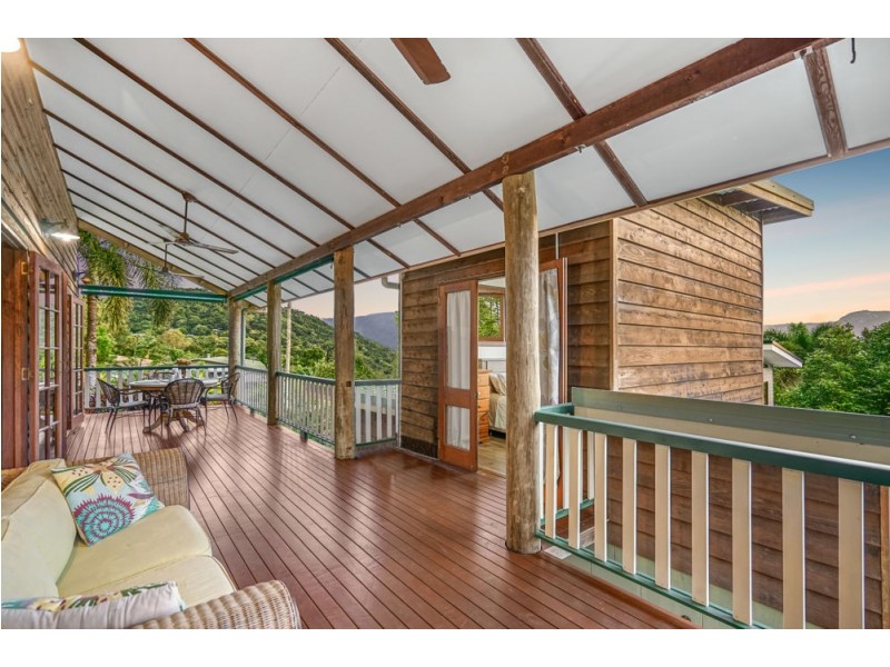 9 Lee Street, Freshwater QLD 4870