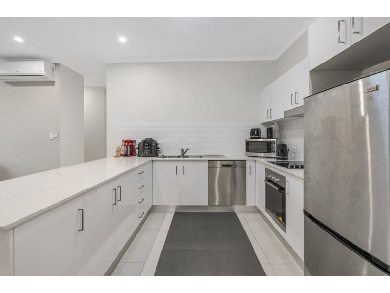 16/6-10 Wattle Street, Yorkeys Knob QLD 4878