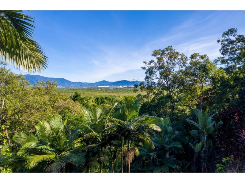 1354 Pine Creek Road, East Trinity QLD 4871